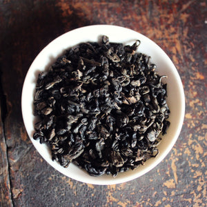 Loose leaf black gunpowder tea