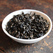 Load image into Gallery viewer, Dish of Gunpowder black tea