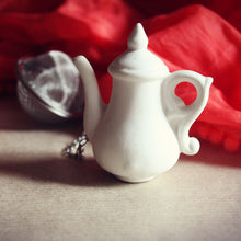 Load image into Gallery viewer, White teapot tea infuser
